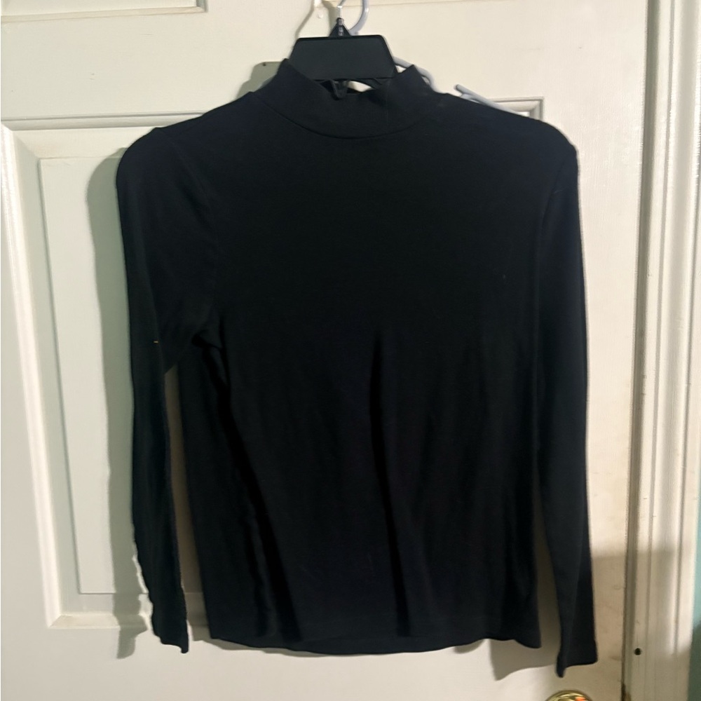 High neck tee